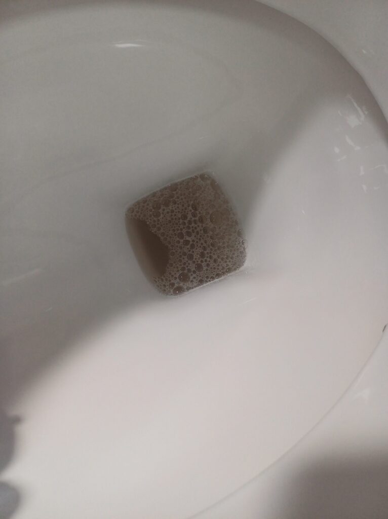 Voda zuta 766x1024 1