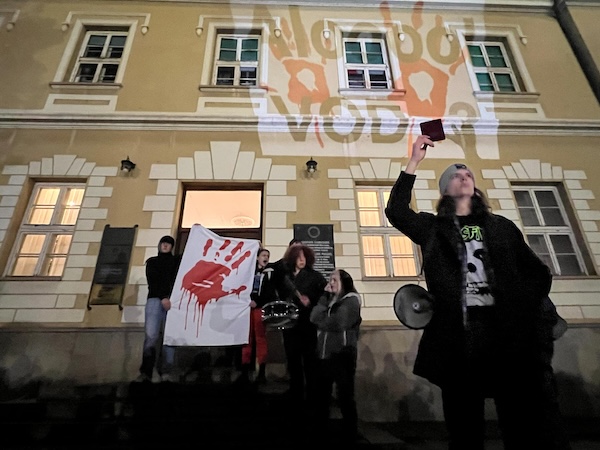 Unknown-13 Unknown 13