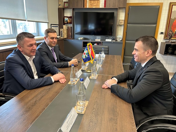 Kabinet Predsednika Opštine: Kampovi Za Mlade Iz Dijaspore – Temelj Za Budući Povratak Naše Dece U Svoju Domovinu 2 Img 0790 1