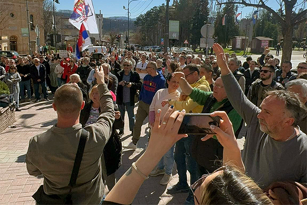 Dan Skupštinskog Zasedanja U Milanovcu – Šta Se Dešavalo Ispred 2 Ispred so foto gminfo 1