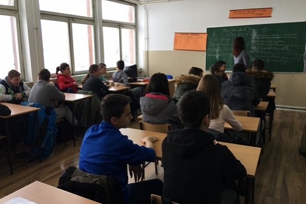 Osmaci Polažu Probu Male Mature Do 30. Aprila 2 Skola