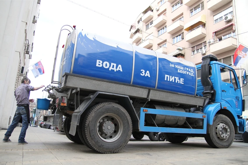 Cisterna za piće ras foto mitar mitrovic 01 preview