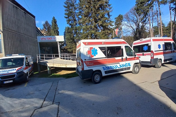 Medicinske Ekipe Doma Zdravlja U Čačku Dežuraće Pored Tunela Na Auto-Putu Pakovraće – Požega 2 1710405249 hitnapomoccema 1