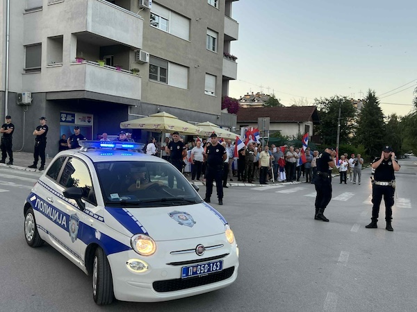 Unknown-12 Unknown 12