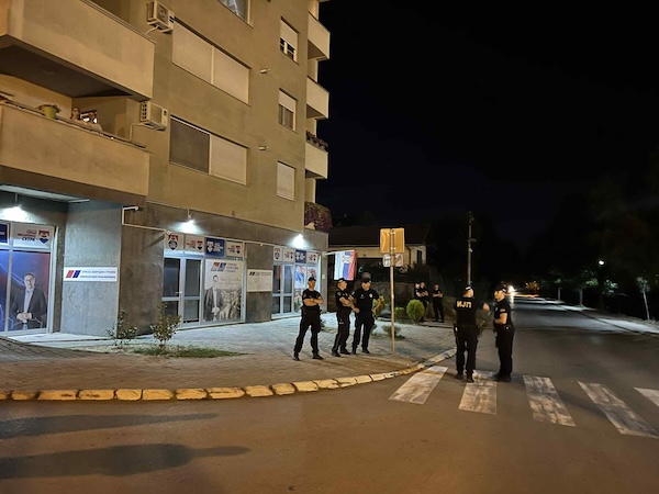 Unknown-9-5-1 Unknown 9 5 1