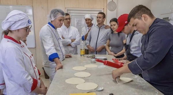 576759024 1400407432091521 191512314959951179 n