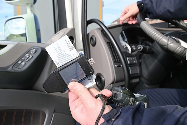 Mup: Otkriveno Gotovo 6.300 Prekršaja Koje Su Učinili Vozači Teretnih Vozila 2 Kamion mup 1 b